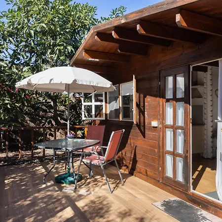 Home2book Comfy Hibiscus, Peace Retreat Apartment